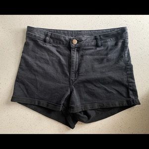 Acid washed jean shorts by H&M